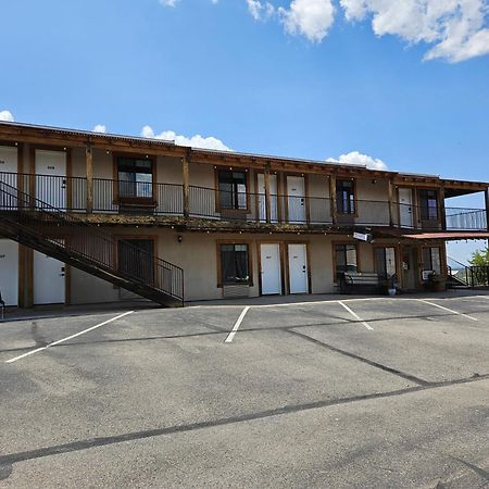 Tombstone Motel Exterior photo